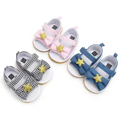 Новая мода для маленьких девочек плед печати мягкая подошва сандалии для малышей обувь лук узел Повседневная летняя детские сандалии