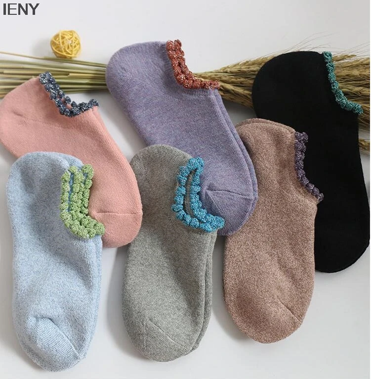 

IENY New spring and autumn ladies shallow mouth socks women's cotton socks low to help short tube socks