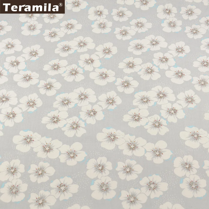 

News China Plum Flowers Designs 100% Light Grey Cotton Fabric Twill Fat Quarter Home Textile Material Bed Sheet Qulting Tale