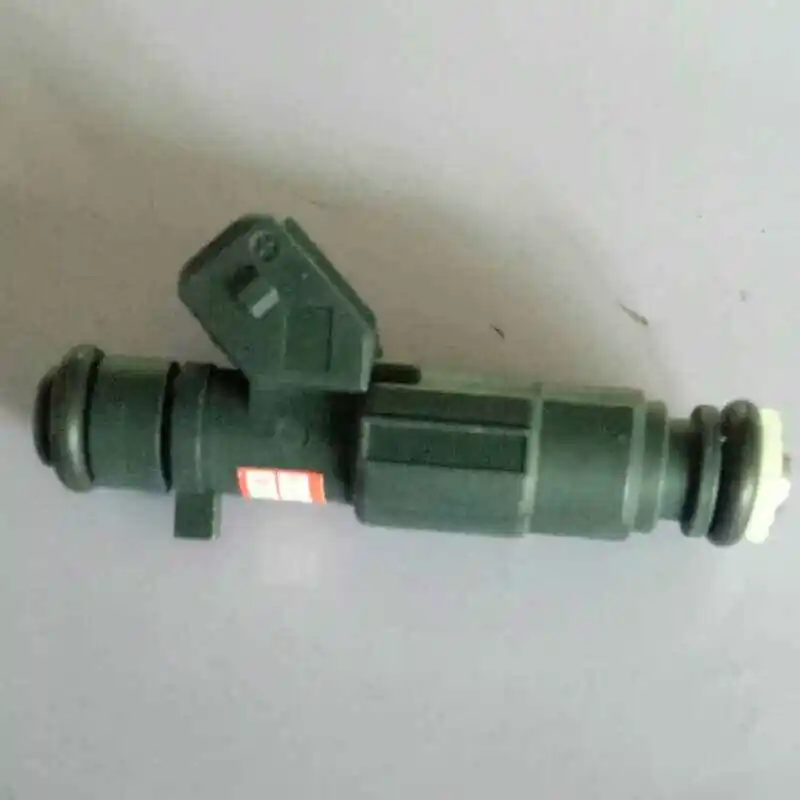 high quality fuel injector for VOLKSWAGEN/Fox1.0L16V AND GEELY GREATWALL ETC | Автомобили и мотоциклы