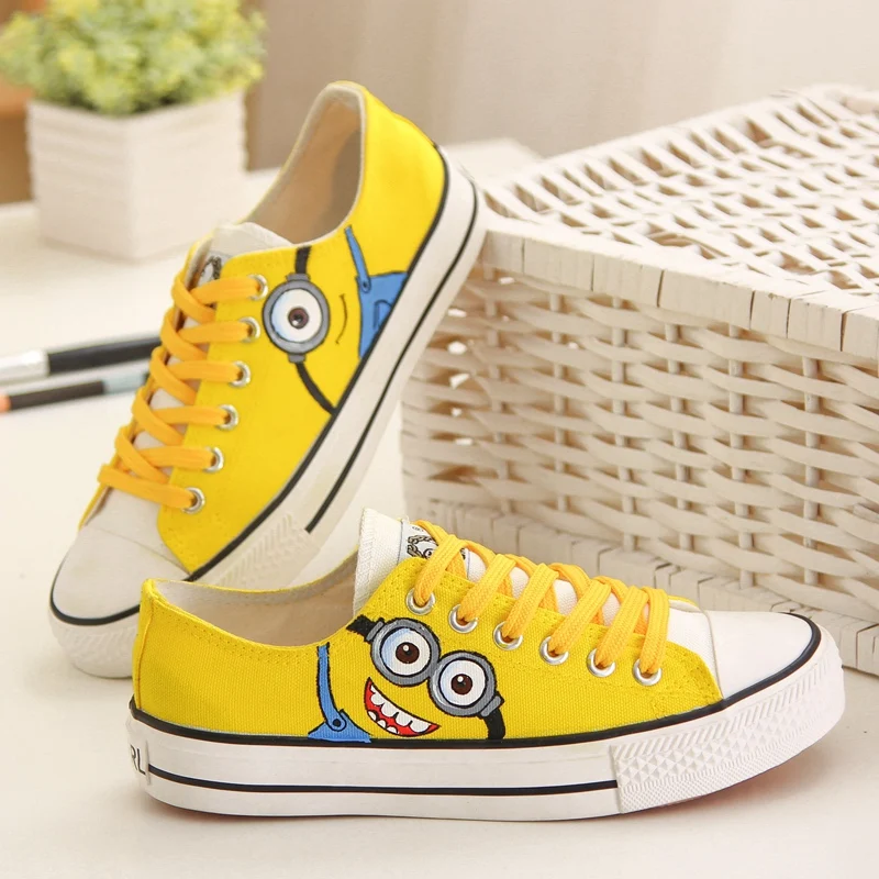 Hand Painted Cartoon Casual Canvas Shoes Women Low Top Hand Painted Cartoon Casual Canvas Shoes Women Low Top
