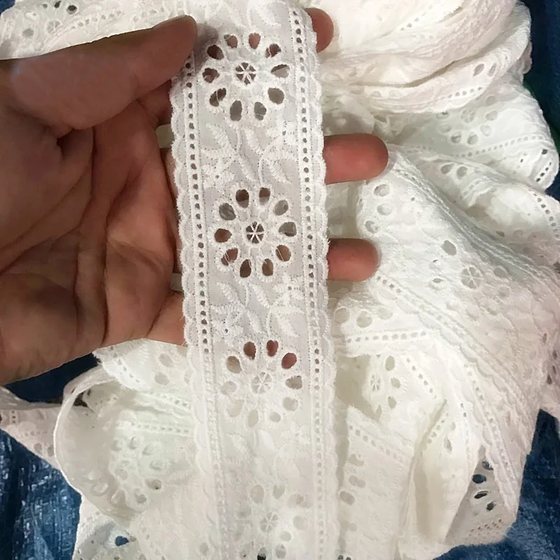 

15Yards/lot 100% Cotton Embroidered Lace Fabrics Hollow-out Clothing Lace Trim Sewing Accessories DIY Craft in White