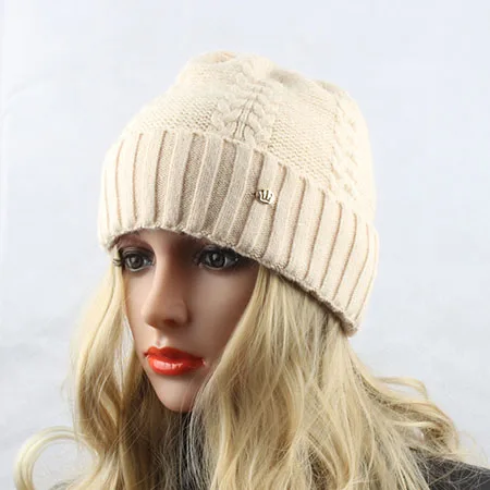 Брендовая женская зимняя шапка, вязанная кашемировая шерстяная шапка бини, Повседневная теплая шапка Skullies - Цвет: Бежевый