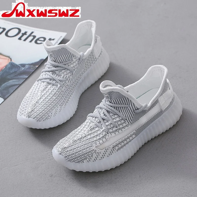

WXWSWZ Angel Coconut Shoes Female 2019 NewKanye Coconut Couple Women Shoes Reflective Star Sports Daddy Shoes