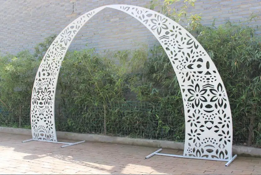 New wedding props wrought iron horns door wedding arches golden white carved arches wrought iron carved flower arches