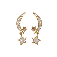 The new female stars moon pearl earrings lovely personality pendant earrings South Korea elegant earrings wholesale south korea