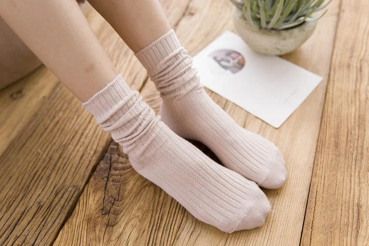 Новые модные однотонные, стиль Харадзюку носки различными милыми Для женщин предназначен для студентов женские корейский стиль Мода дамы - Цвет: Бежевый