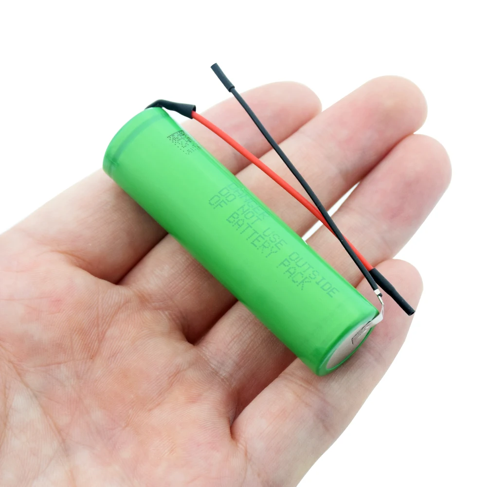 

New 3.7V 3000MAH 18650 battery Li ion rechargeable For us18650 vtc6 30A High Drain toy tools flashlight Batteries With Two Wires