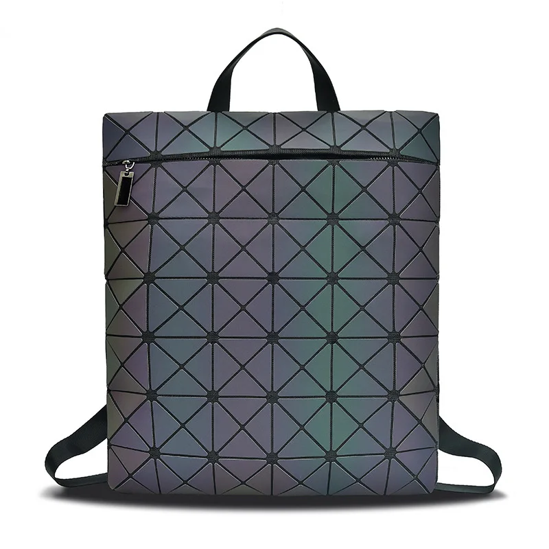 

Fashion Women Backpack Geometric Luminous Backpack 2018 New Travel Bags For School Back Pack Holographic Noctilucent Backpacks