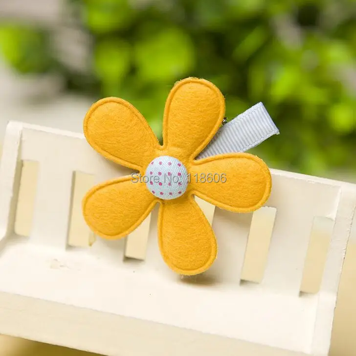 small toddler hairbow55.jpg