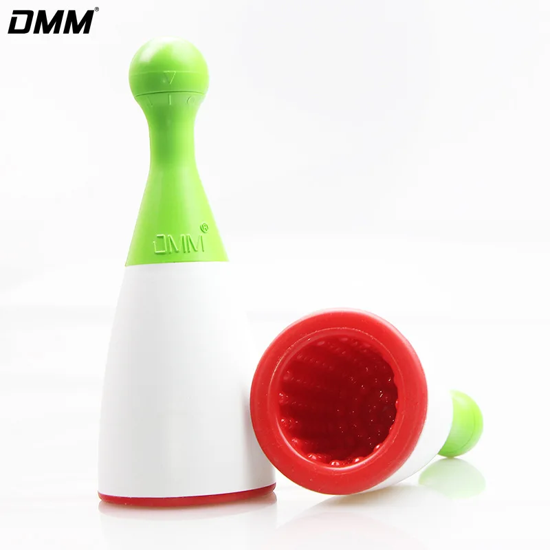 DMM KISS Mini Vibrating Male MasturbatorOral Sex Sucker