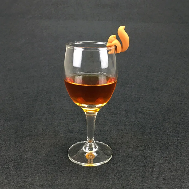 

5Pcs Silicone Animal Cup Wine Glass Recognizer Party Christmas Gift Wine Glasses Marker Recognizer Party Bar Supplies