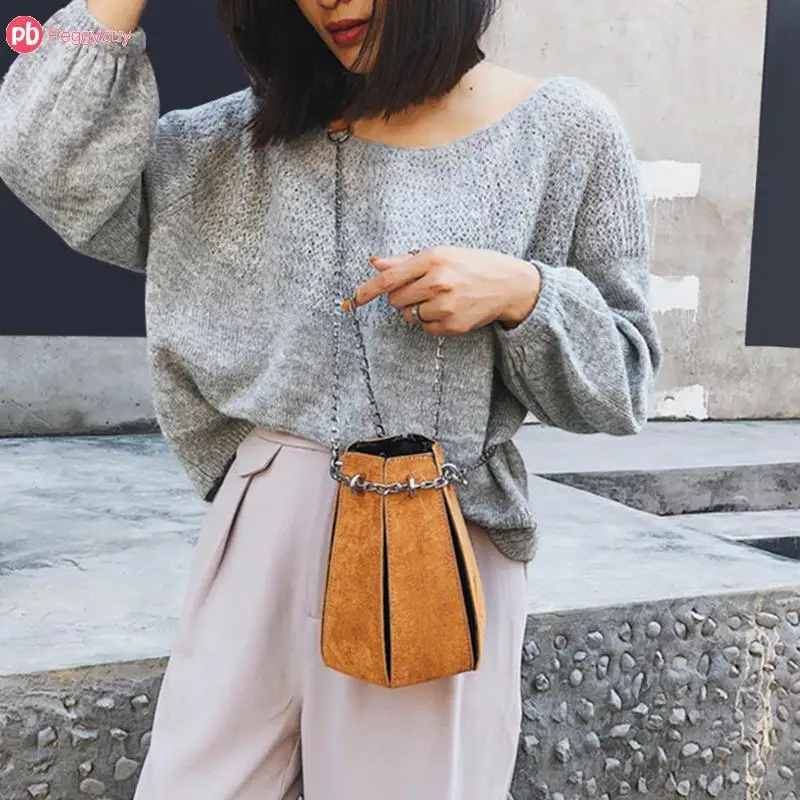 

Geometry Bucket Shoulder Bags Women Chain Leather Messenger Bags Mini Totes Chain Button Bucket Bags Vintage Pure Color Bolsa