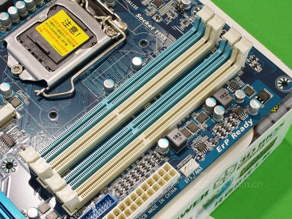 Gigabyte GA Z77 D3H 100% оригинальная материнская плата LGA 1155 DDR3 USB3.0 32G б/у системная для