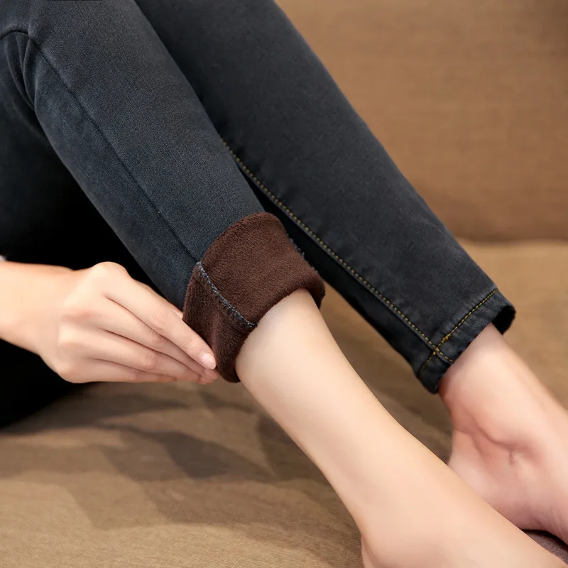 Real shot 2016 new fashion high waist thin buttons and velvet stretch Slim wild feet jeans