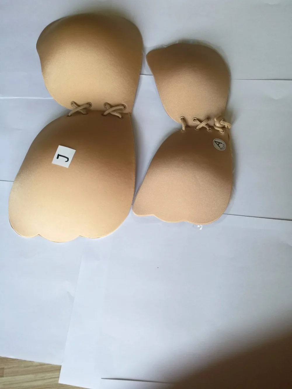 Women-s-Super-Push-Up-Invisible-Bra-Sexy-Bralette-Soutien-Gorge-Backless-Silicone-Strapless-Fly-Bra (1)