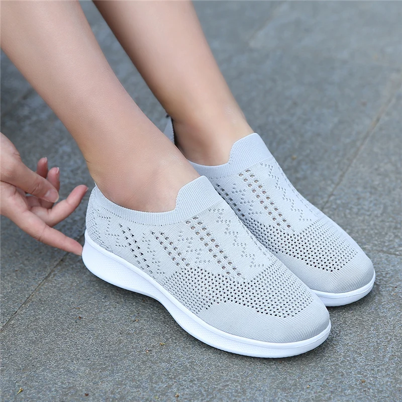 

YRRFUOT Women Sneakers Air Mesh Breathable Lace-up Woman Shoes Loafers New Zapatos Mujer Women Fashion Shoes Trend