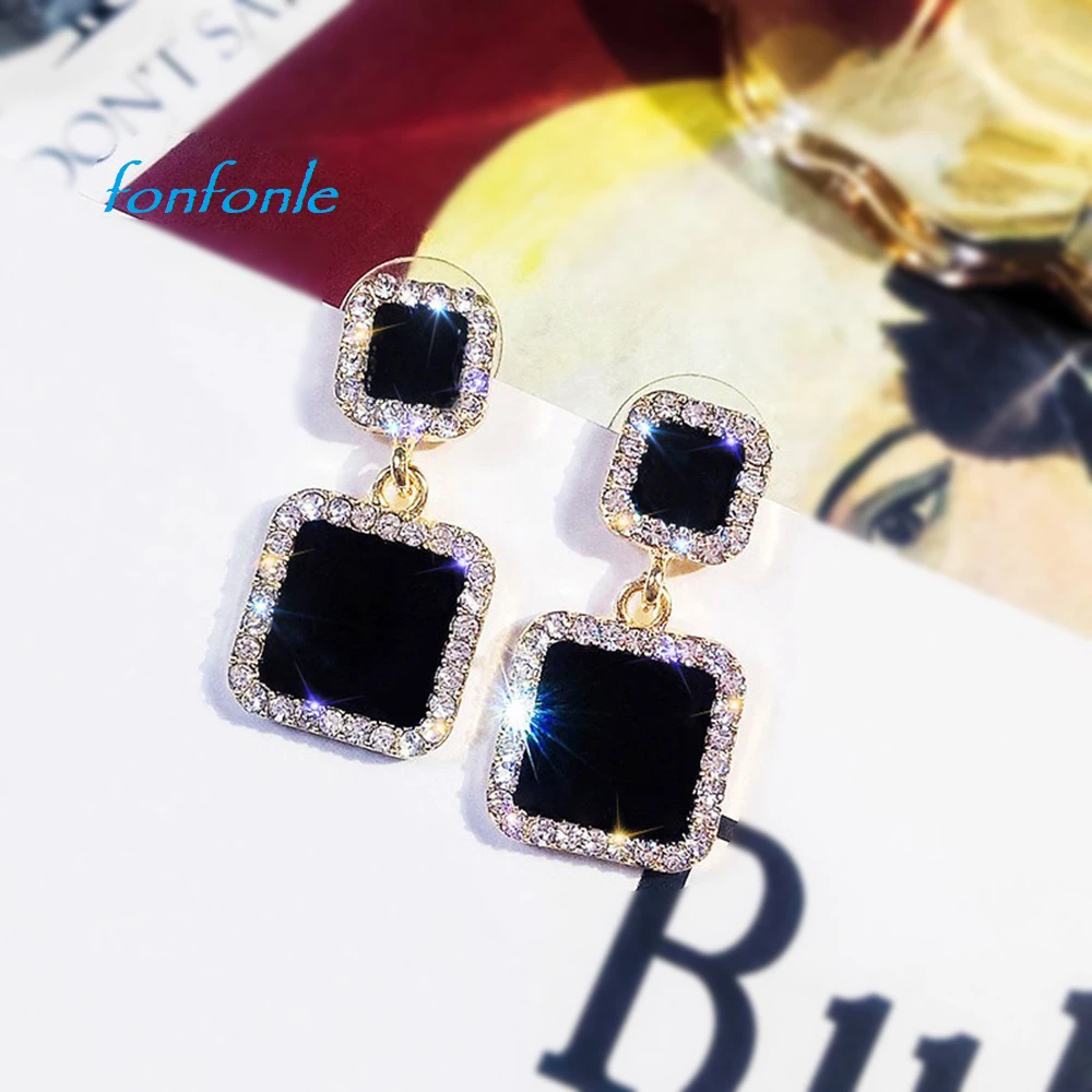 

Atmospheric Black Square Ear Nails Lady's Temperament Simple Red Ear Drops