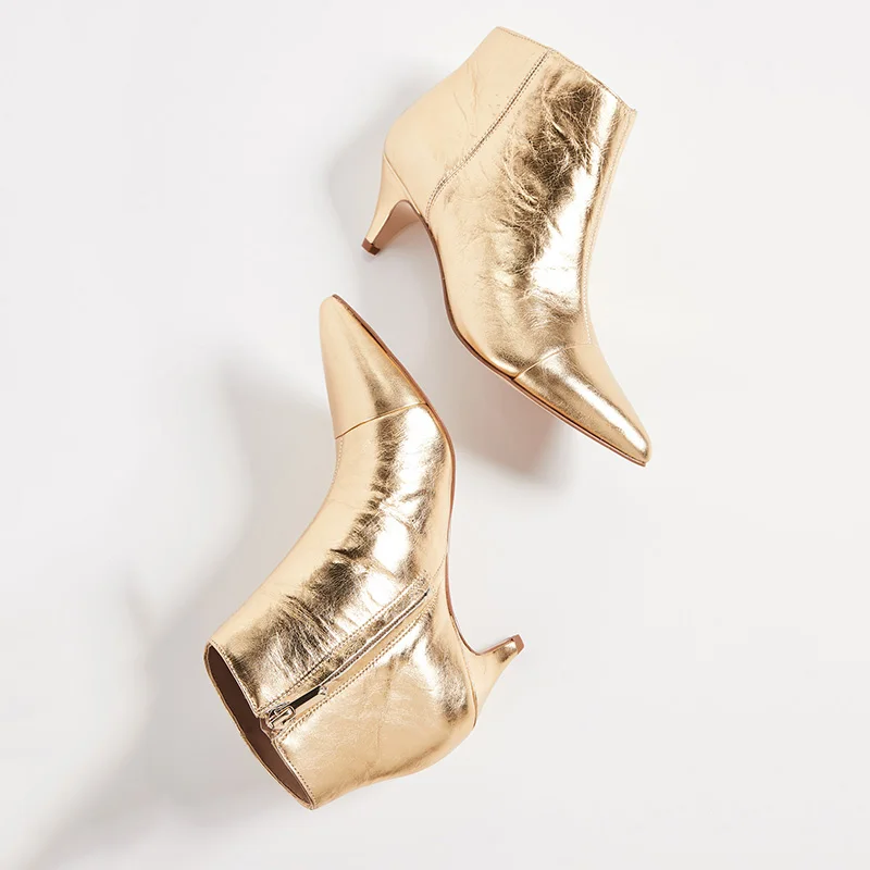 Золотистые ботильоны; модельные Ботинки на каблуке «рюмочка»; женская обувь золотистого цвета с острым носком; сезон осень; коллекция года; женская теплая зимняя обувь; большие размеры 15-16