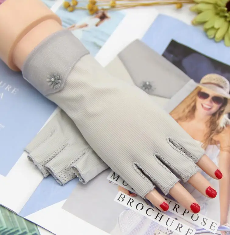

Women's Spring summer Uv protection sunscreen fingerless driving gloves summer Female slip-proof breathable glove R854
