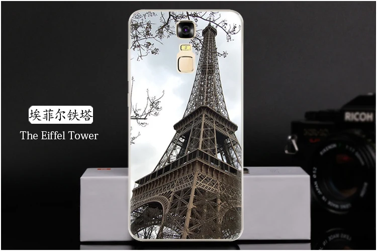  The Eiffel Tower