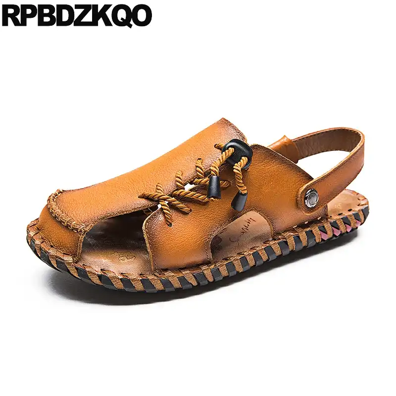 closed toe clog sandal