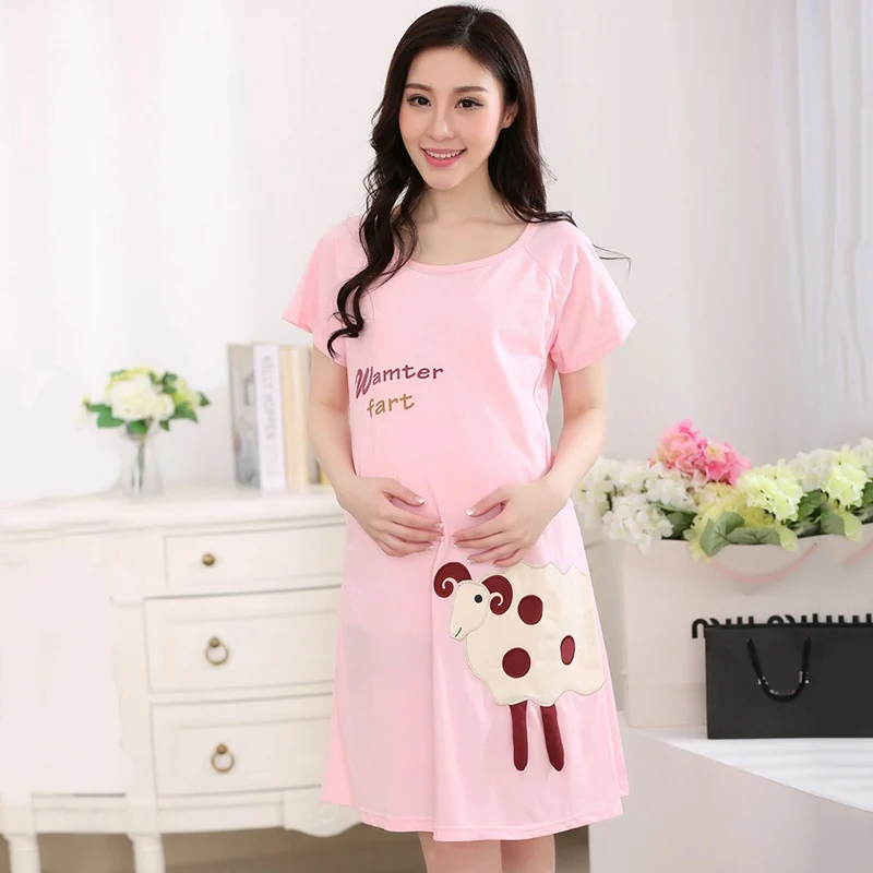 Affordable maternity clothes uk Our discount maternity selection boasts great, affordable prices on comfortable, trendy clothing. We offer a variety of fashion-forward styles including chevron tees, lace dresses, linen pants, cotton leggings, belly bands and denim shorts.