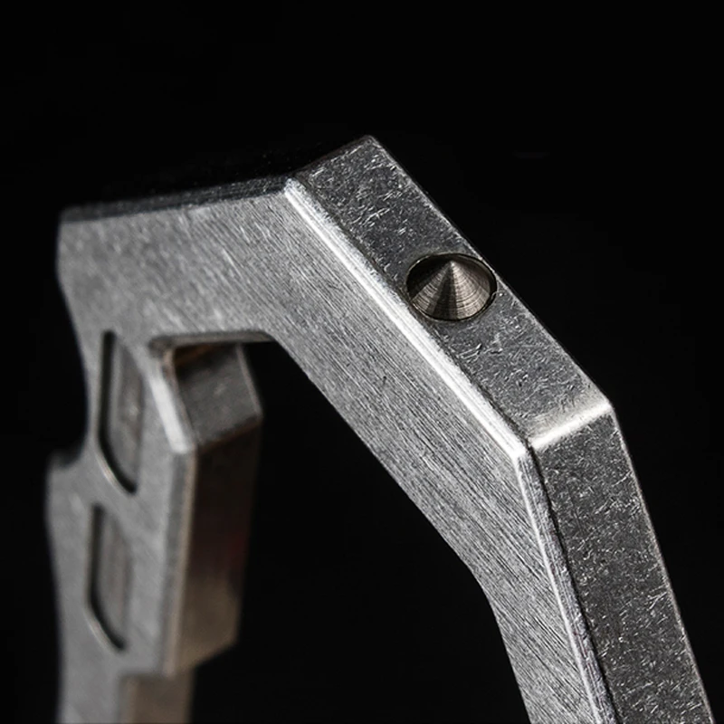 High strength elastic stainless steel tungsten steel broken windows survive fast hanging double hole key chain EDC High strength elastic stainless steel tungsten steel broken windows survive fast hanging double hole key chain EDC