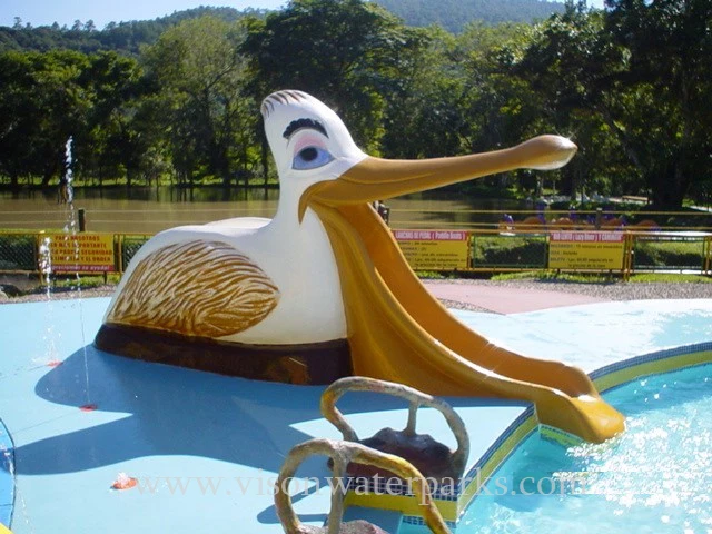 Pelicano slide vison waterparks (2)