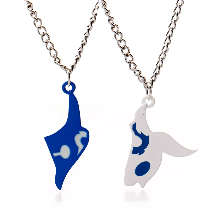 

LOL Kindred the Eternal Hunters Necklace,Kindred Wolf and Lamb Mask Pendant,Silver Plated Necklace Gift for Lovers,Friends