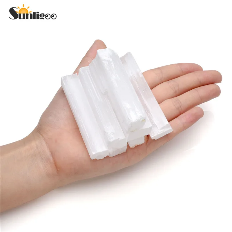 Kaufen Sunligoo Unregelmäßigen Selenite Kristall Stick Zauberstab Polieren Kristall Stein Reiki Healing Energie Infundiert Stein Tray Sockel 6 10 pcs