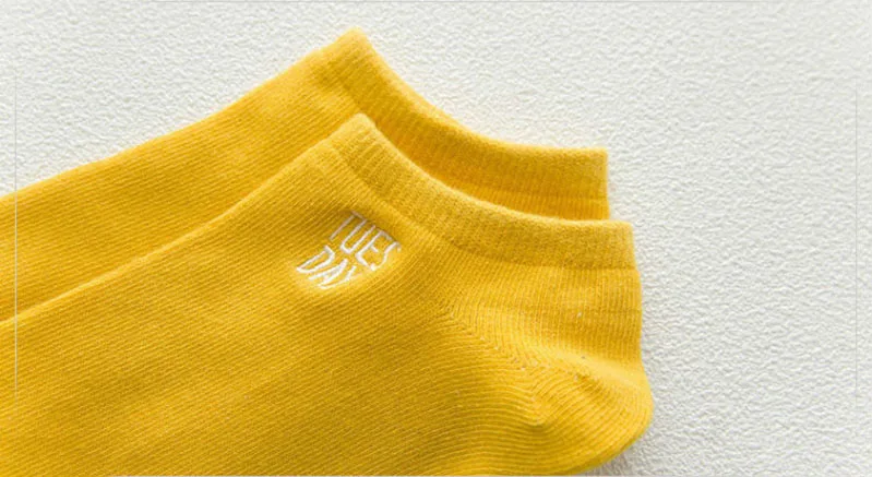 7 пар Для женщин хлопковые носки с вышивкой с надписями Смешные невидимая женский неделю 7 дней Милые Девушки Креативные носки Meias