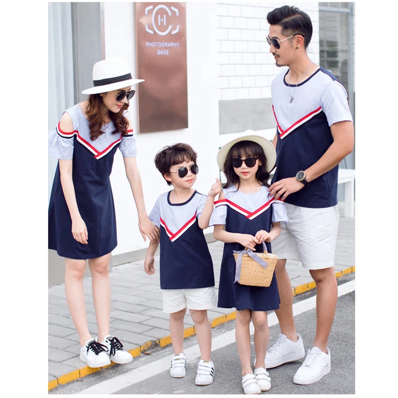 Pai e Filho de ver&atilde;o T Camisas Novo 2019 Olhar Fam&iacute;lia M&atilde;e E Filha Fora do ombro Vestidos de Fam&iacute;lia Roupas Combinando Roupas Da Fam&iacute;lia
