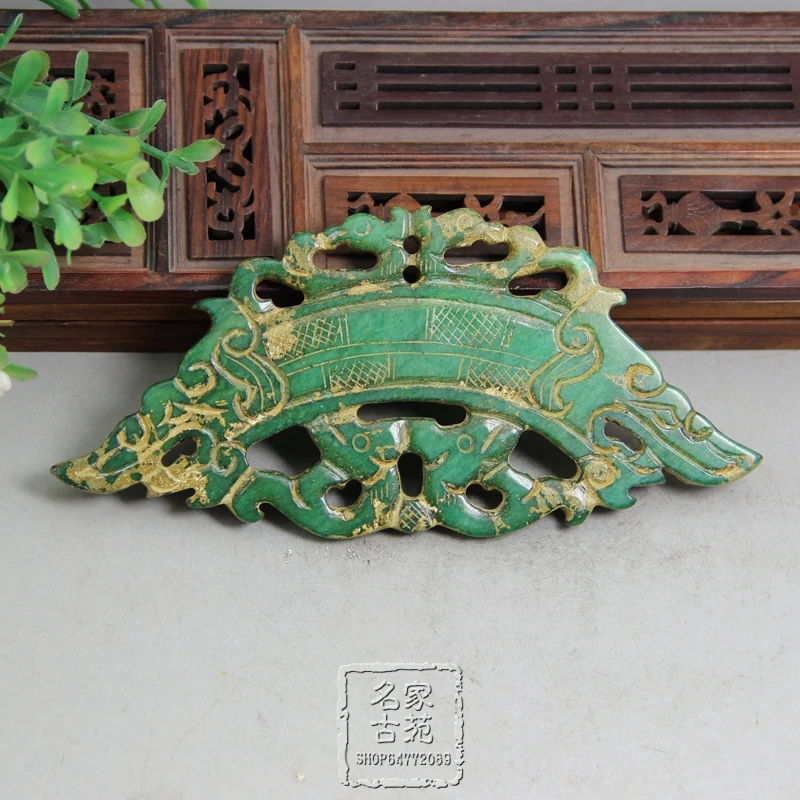 

The ancient jade carving jade crafts collection natural hand dragon card