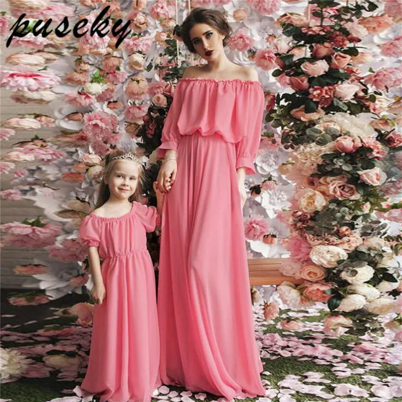 

Puseky Family Matching Outfits 3Color Mother daughter long dresses Bohemian Strapless Beach Dresses mommy me girl Puff Sleeve