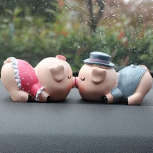 Креативное украшение автомобиля декоративные аксессуары для автомобиля целующаяся свинья стильная футболка с изображением персонажей видеоигр Свинья для украшения и обустройства дома, украшения в подарок