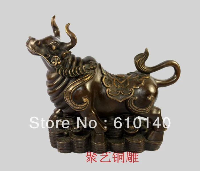 

Bronze sculpture, copper cattle decoration Large lucky cattle antique crafts Bronze statue copper