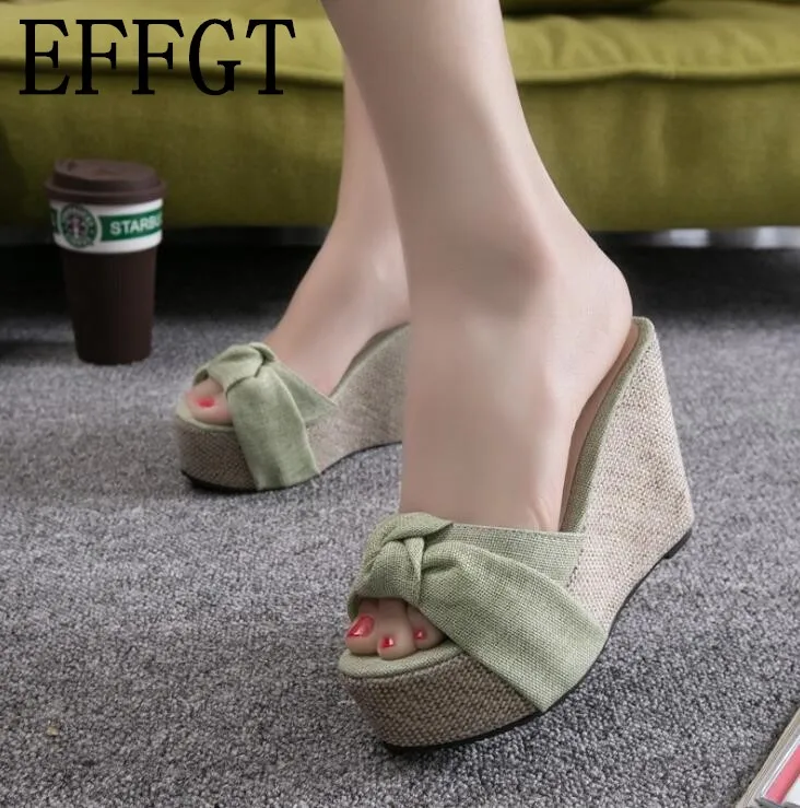 

EFFGT 2018 summer wedges slippers women shoes Rome style flower slippers high-heeled Waterproof Tai beach sandals slipper