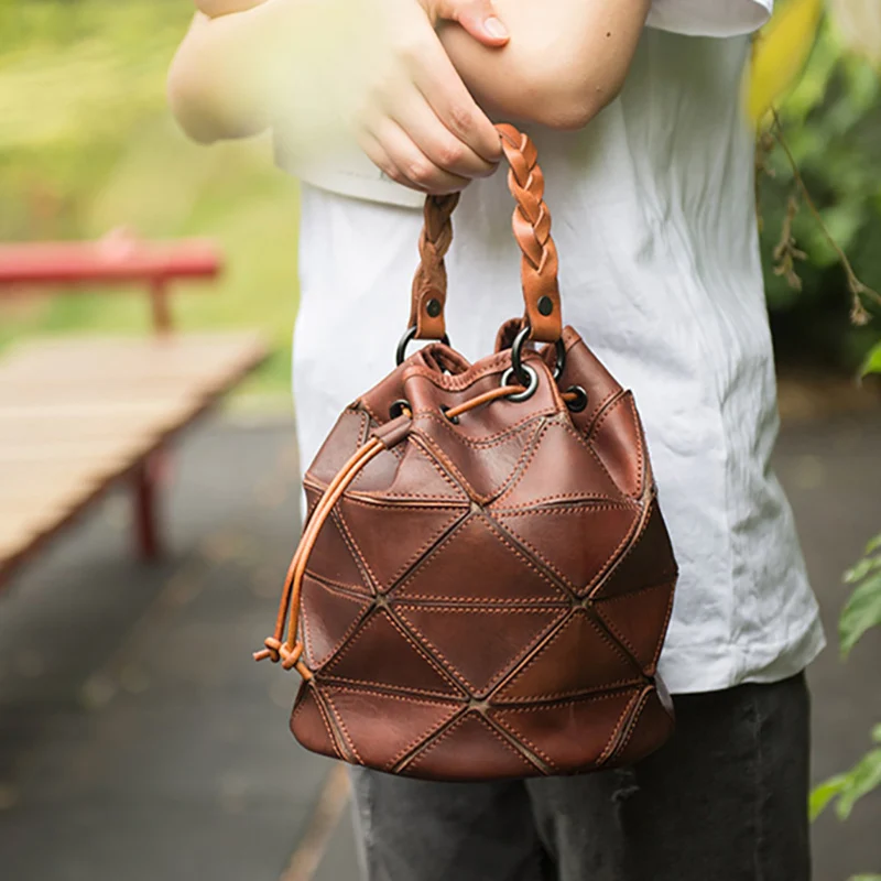 AETOO Single shoulder oblique span small bag, stylish retro handmade cowhide handbag, leather drawstring bucket bag