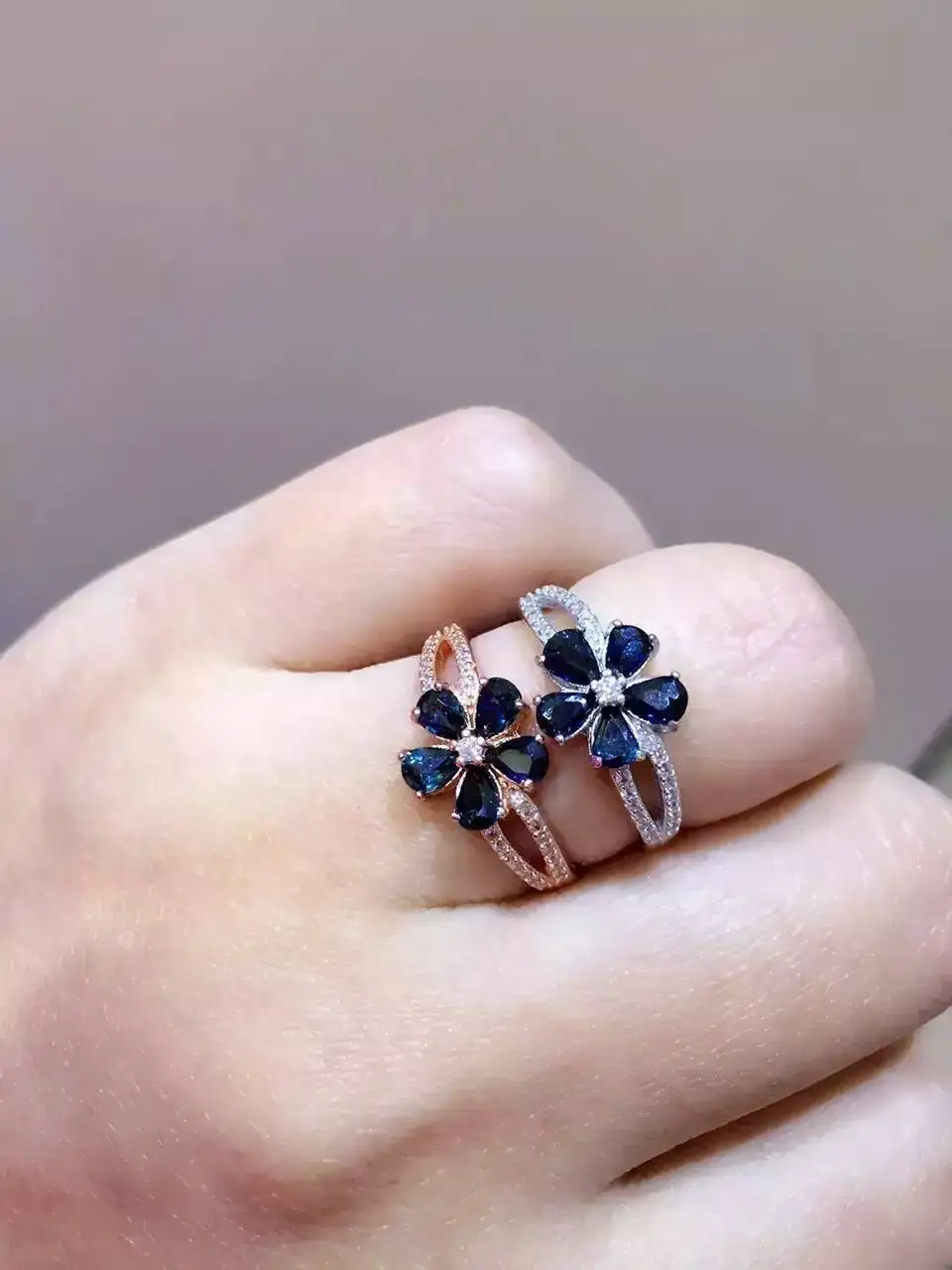Natural blue sapphire gem Ring Natural gemstone Ring 925 sterling silver trendy luxurious big flowers women wedding gift Jewelry Natural blue sapphire gem Ring Natural gemstone Ring 925 sterling silver trendy luxurious big flowers women wedding gift Jewelry