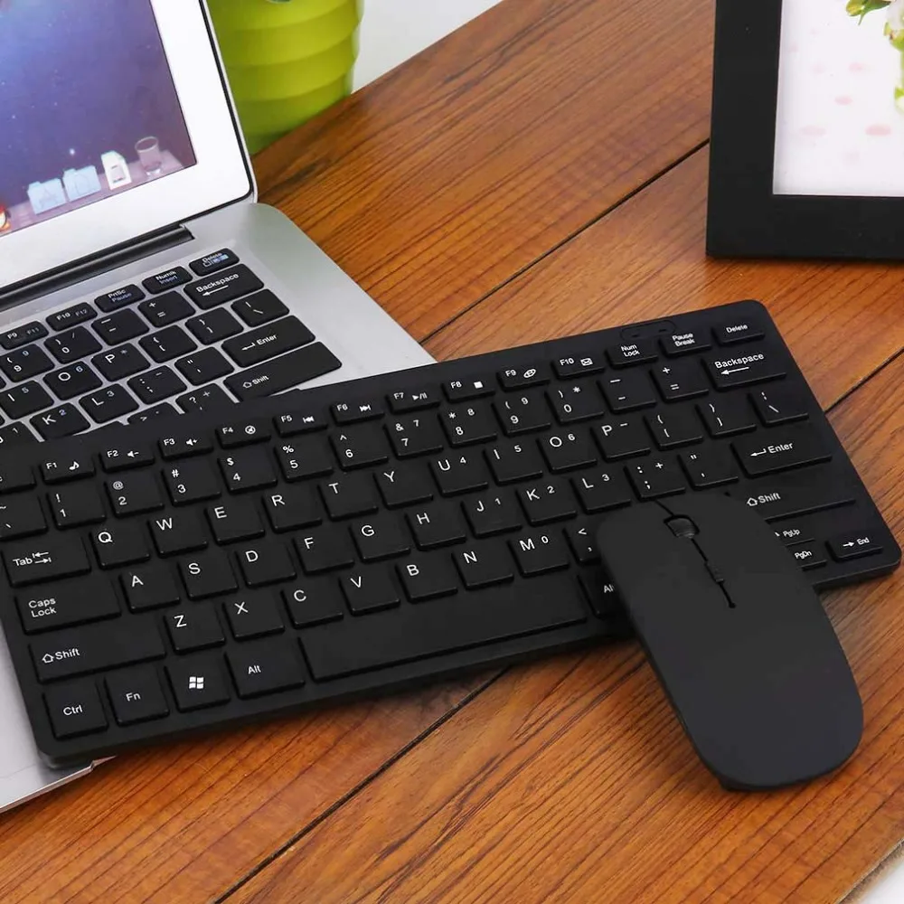 Multimedia 2 4G Wireless Micro USB Charging Mini Keyboard Mouse Combo 