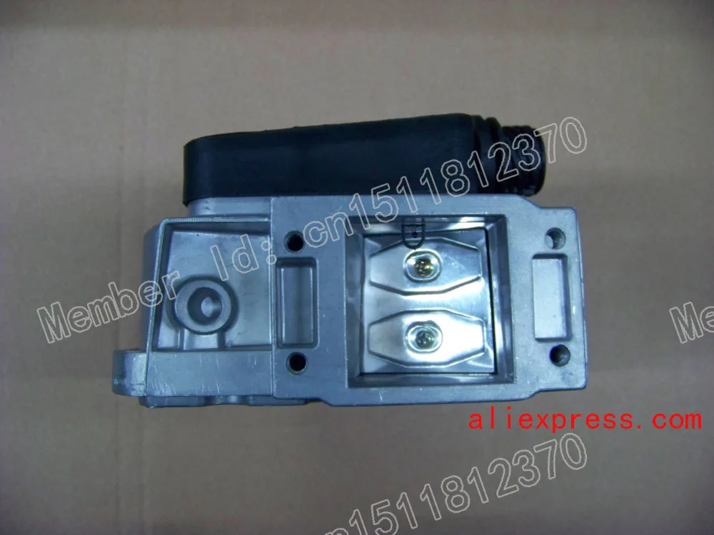 MASS AIR FLOW METER SENSOR 028035 0986280033 13621734657 13627547980 028009 for BMW E30 E34 E36 Z3 318is 318ti 518is 1.8