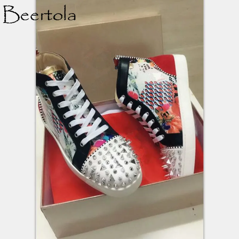 

Beertola New Men Casual Shoes Split Leather Graffiti Pattern High Top Head Studded Spikes Cool Dress Shoes Men Lace Up Flats Men