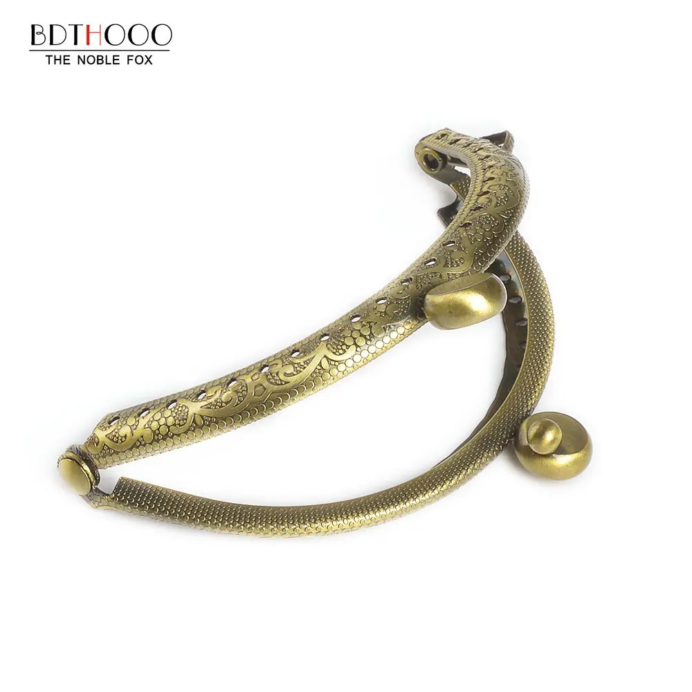 

10pcs/lot 8.5cm Metal Purse Frame Handle for Clutch Bag Handbag Accessories Making Kiss Clasp Lock Bronze Tone Bags Hardware