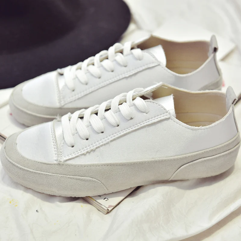 

Oeak Canvas Sneakers Women Casual Shoes White Sneakers Women Vulcanized Shoes Lace Up Flat Trainers Ladies Outdoor Shoe 2019