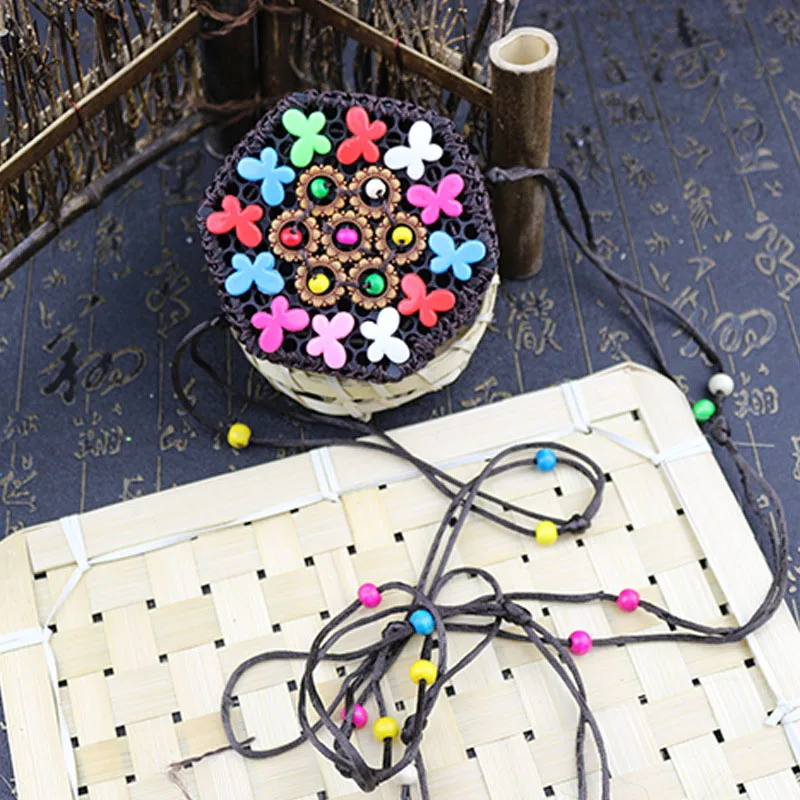 Women Coin Purse Coconut Shell Vintage Wallet Mini Hollow Zipper Money Holders Beading INS Popular Female Straw Bags CB0055 (6)