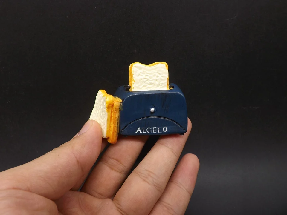 Tiny-Food002-Bread (1)