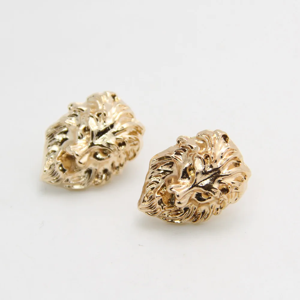 1 Pair Unisex Punk Style Gold Plated Alloy Lion Head Collar Pin Brooch Shirts Brooches For