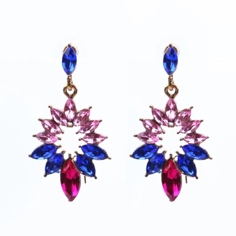 New Female Fashion Jewelry Retro Exquisite Rhinestone Sweet Flower Gem Stone Cubic Zircon Crystal Dangle Earrings for Women