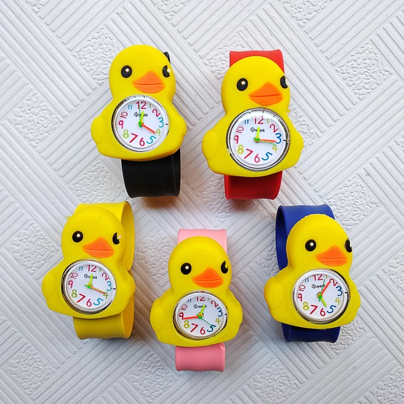 Hot selling Children watch for boy girl students clock child gift cartoon yellow duck Silicone Tape patted table kids watches